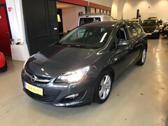 Opel Astra - 1.4 Turbo Business+