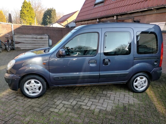 Renault Kangoo 1 6 16v Expression 03 Automaat Nw Apk Trekhaak 2x Schuifdeur Zonnedak C V Elekt Ramen S 03 Benzine Occasion Te Koop Op Autowereld Nl