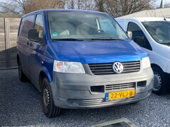 Volkswagen Transporter - 2.5 TDI 174pk 3-persoons Airco Cruise Trekhaak