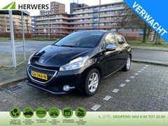 Peugeot 208 - 1.2 PureTech Style | Airco | Navigatie | Trekhaak