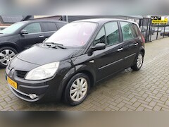 Renault Scénic - 2.0-16V Tech Line