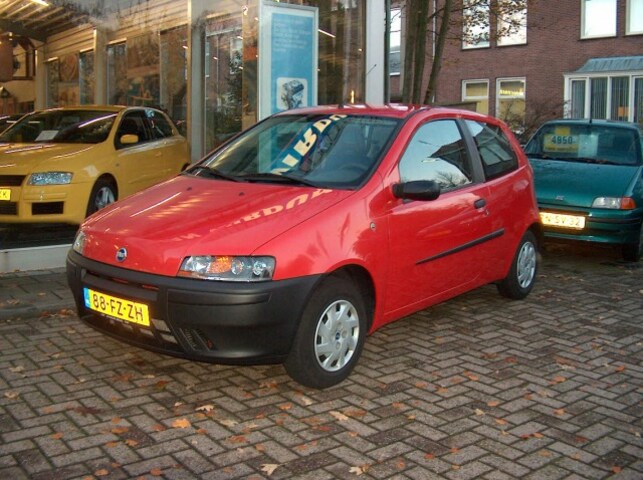 Occlusie prijs voelen Fiat Punto 60 base 2000 Benzine - Occasion te koop op AutoWereld.nl