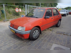 Peugeot 205 - 1.1 Forever 5 drs nw apk tot 20-07-2022