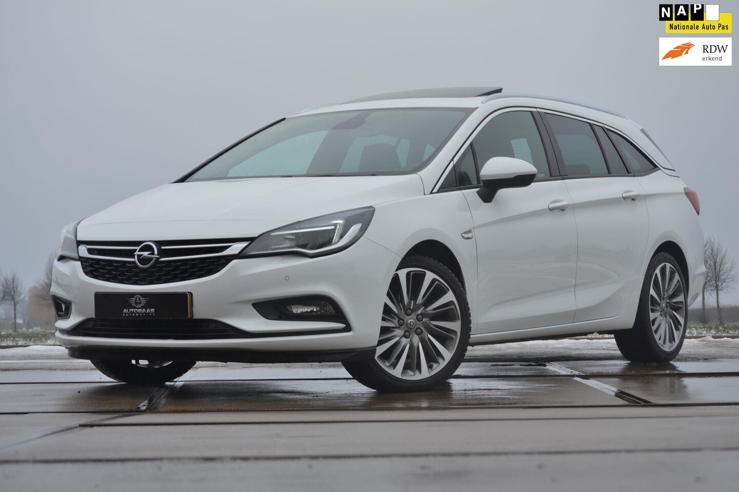 opel-astra-sports-tourer-1-4-150pk-edition-leder-pano-navi-18inch-clima-nap-nl-auto-btw.jpg