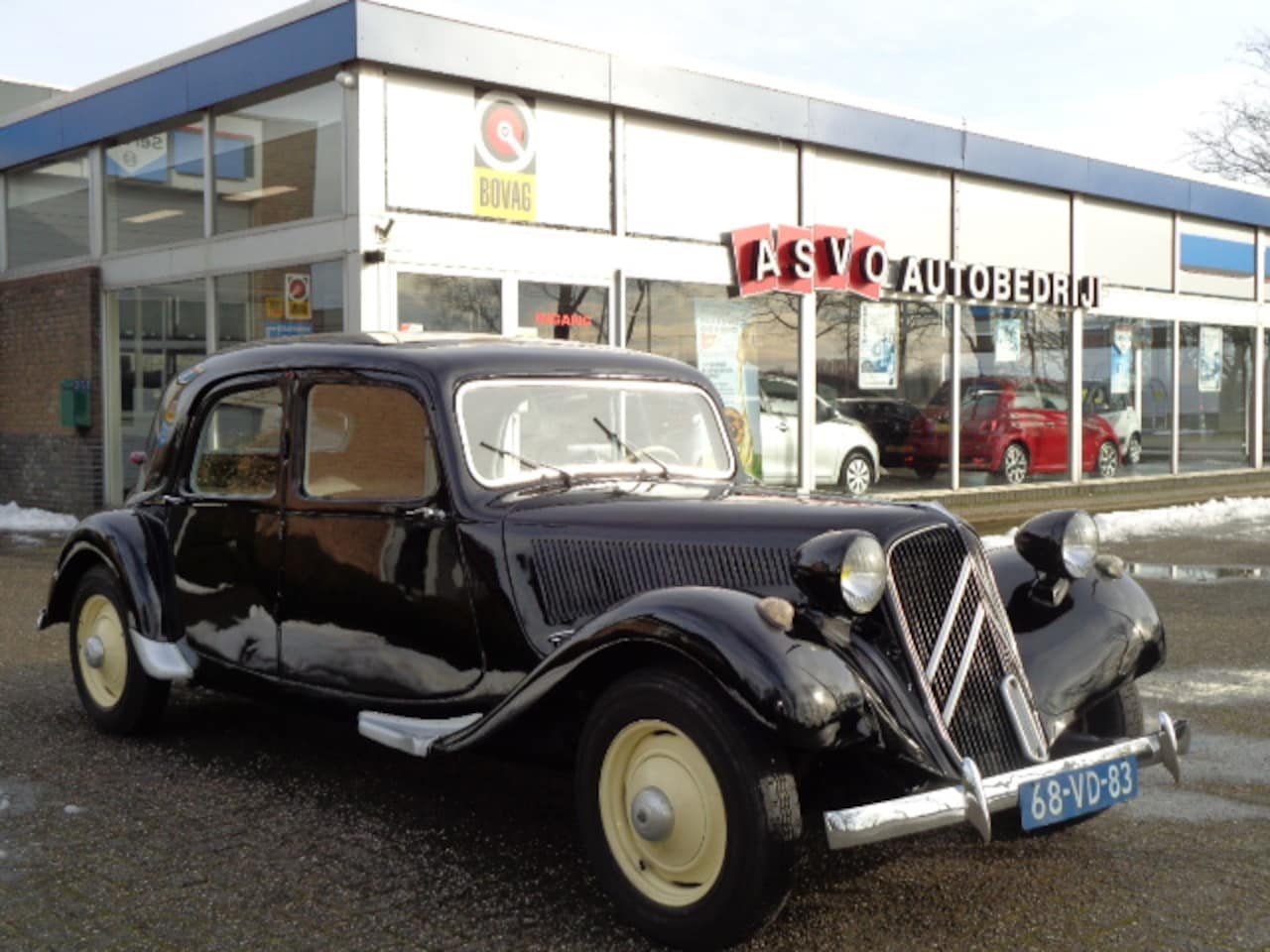 citroen-traction-traction-avant-11-normale-1956.jpg