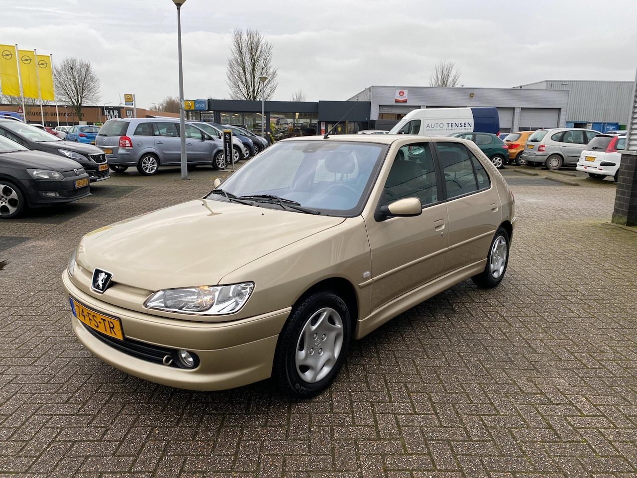 peugeot-306-1-4-xt-airco-eerste-eigenaar-uniek.jpg