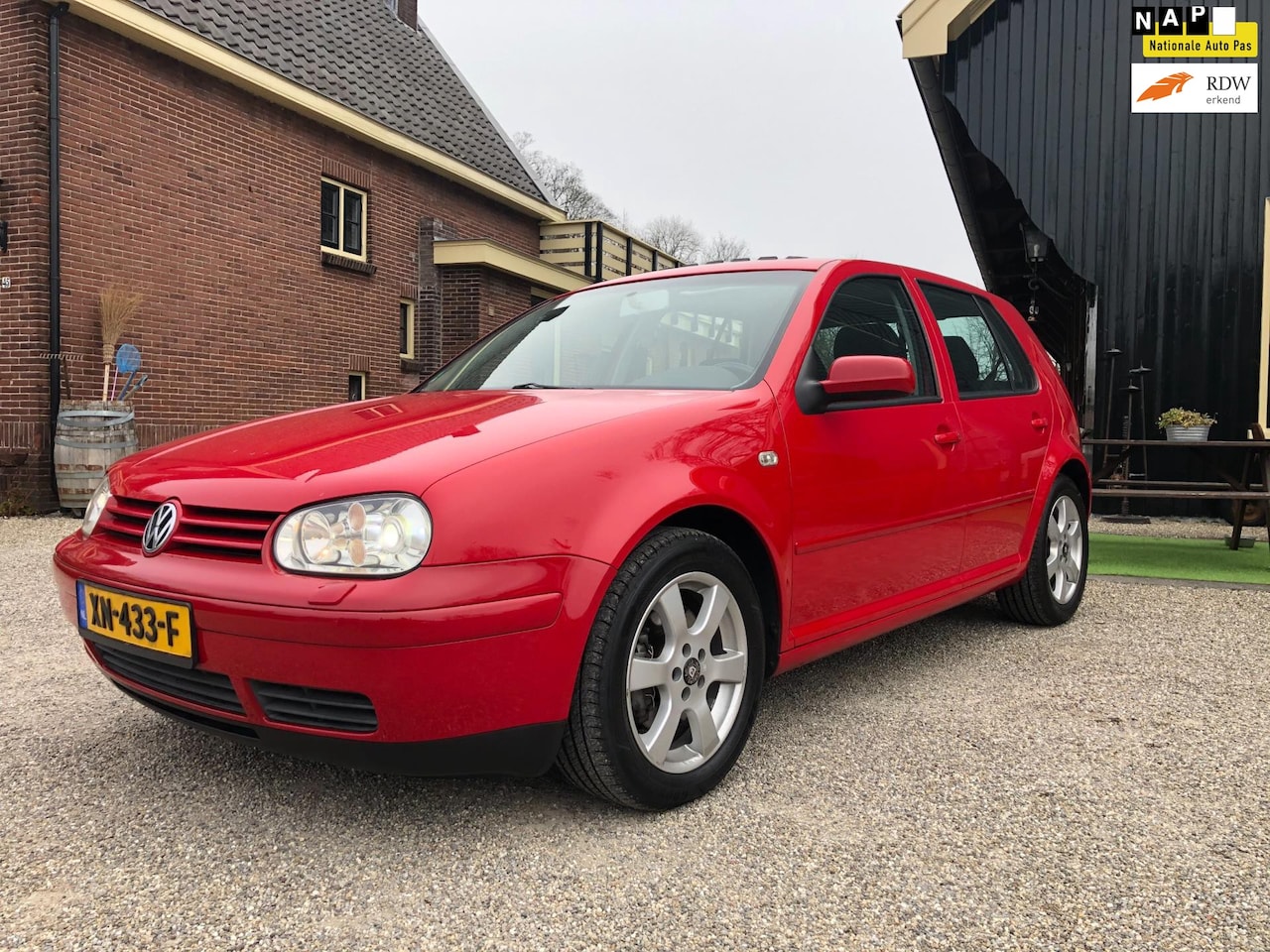 volkswagen-golf-1-8-20v-turbo-highline-1-8-20v-turbo-highline-77-000km-nwe-distr.jpg