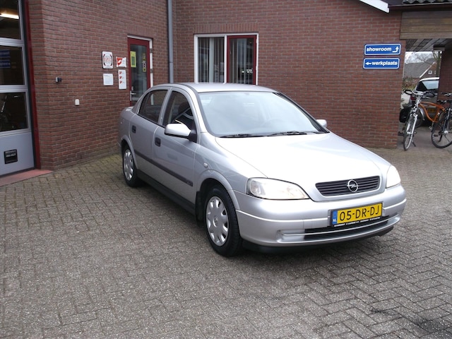 Berekening Afname salami Opel Astra 1.6 I 16V SDN 1999 Benzine - Occasion te koop op AutoWereld.nl
