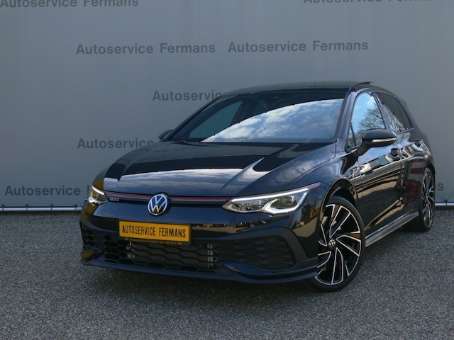 Zweet Rondsel Snelkoppelingen Volkswagen Golf 8 GTI Clubsport 300PK - 2021 - Leder - Panodak 2021 Benzine  - Occasion te koop op AutoWereld.nl