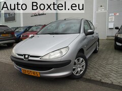 Peugeot 206 - XT 1.6 5 Drs NW APK