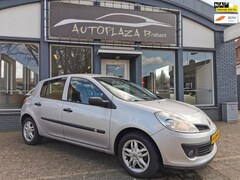 Renault Clio - 1.2 TCE Expression/ AIRCO/ 15 INCH/ ISO/ 5DRS/ NAP
