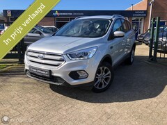 Ford Kuga - 1.5i, Titanium, navi, key-less, 12-2021nog fabrieksgarantie