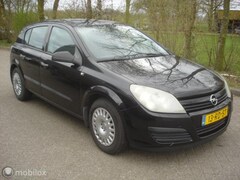 Opel Astra - 1.6 I 16V 77 KW Cruise Airco Essentia APK 5-2021