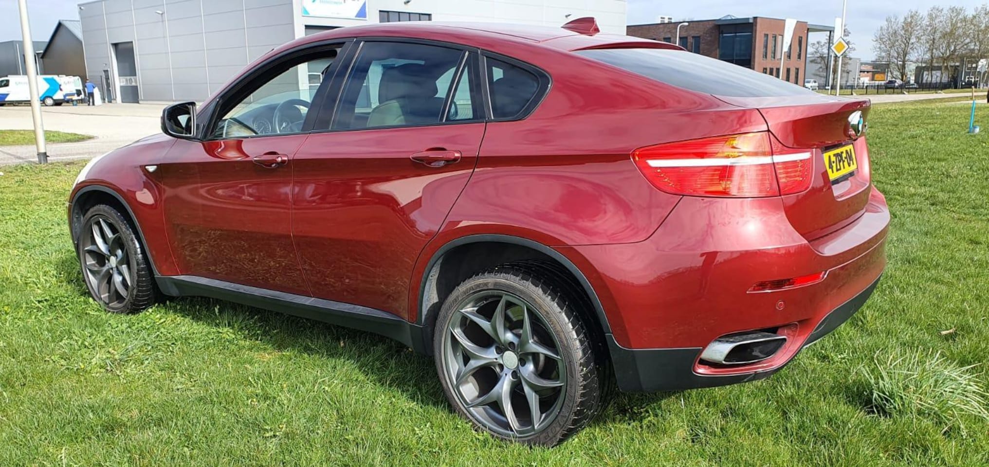 bmw-x6-xdrive50i-xenon-leer-airco-cruise-navi.jpg