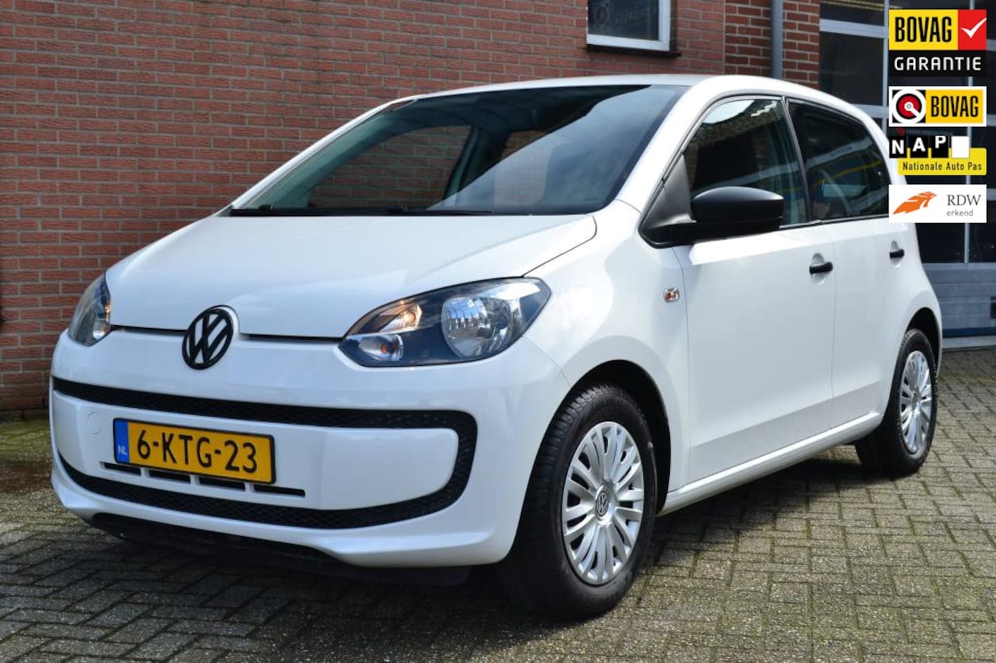 deeltje uitgehongerd Bourgondië Volkswagen Up! 1.0 take up BlueMotion 5-Deurs 2013 Benzine - Occasion te  koop op AutoWereld.nl