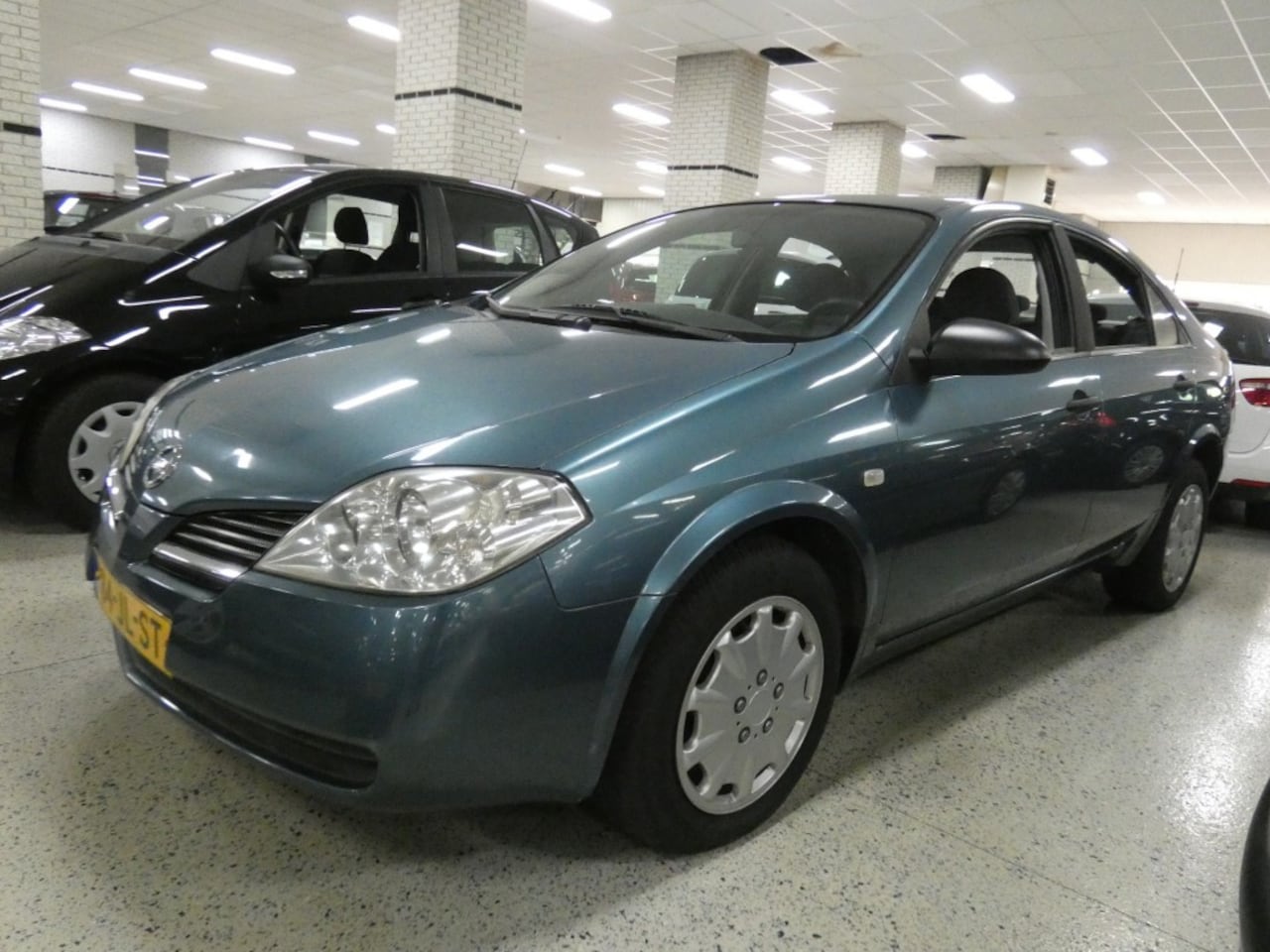 nissan-primera-2-2-dct-youngtimer-ecc-77-000km-elecpakket-audio.jpg