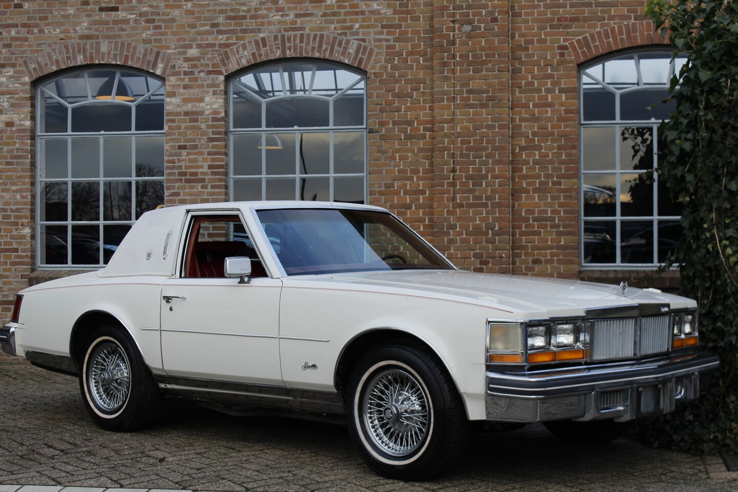 cadillac-seville-5-7-v8-unieke-milan-uit