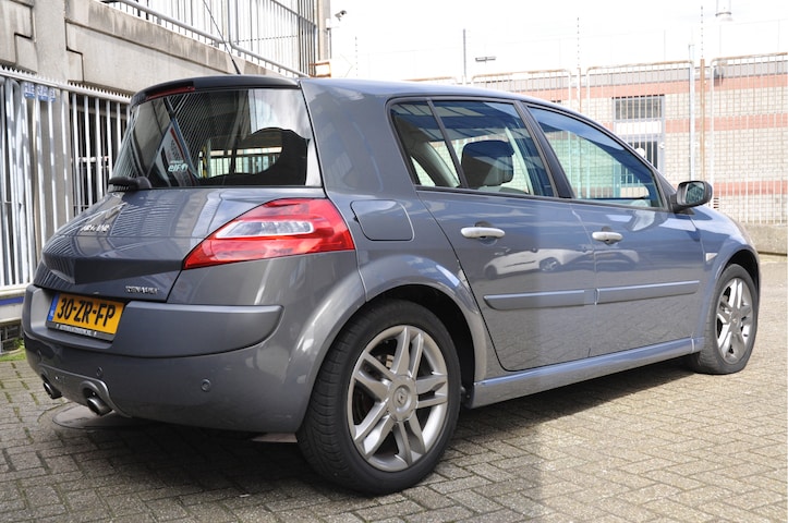 renault-megane-2-0-16v-t-gt-2-0-16v-t-gt.jpg