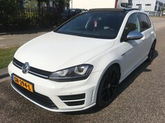 Volkswagen Golf - 7 R 301PK 2016