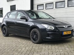 Hyundai i30 - 1.4i 109pk Active Airco