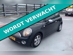 MINI Mini Cooper - 1.6 Pepper 120pk 6 bak Airco 143.000km NAP