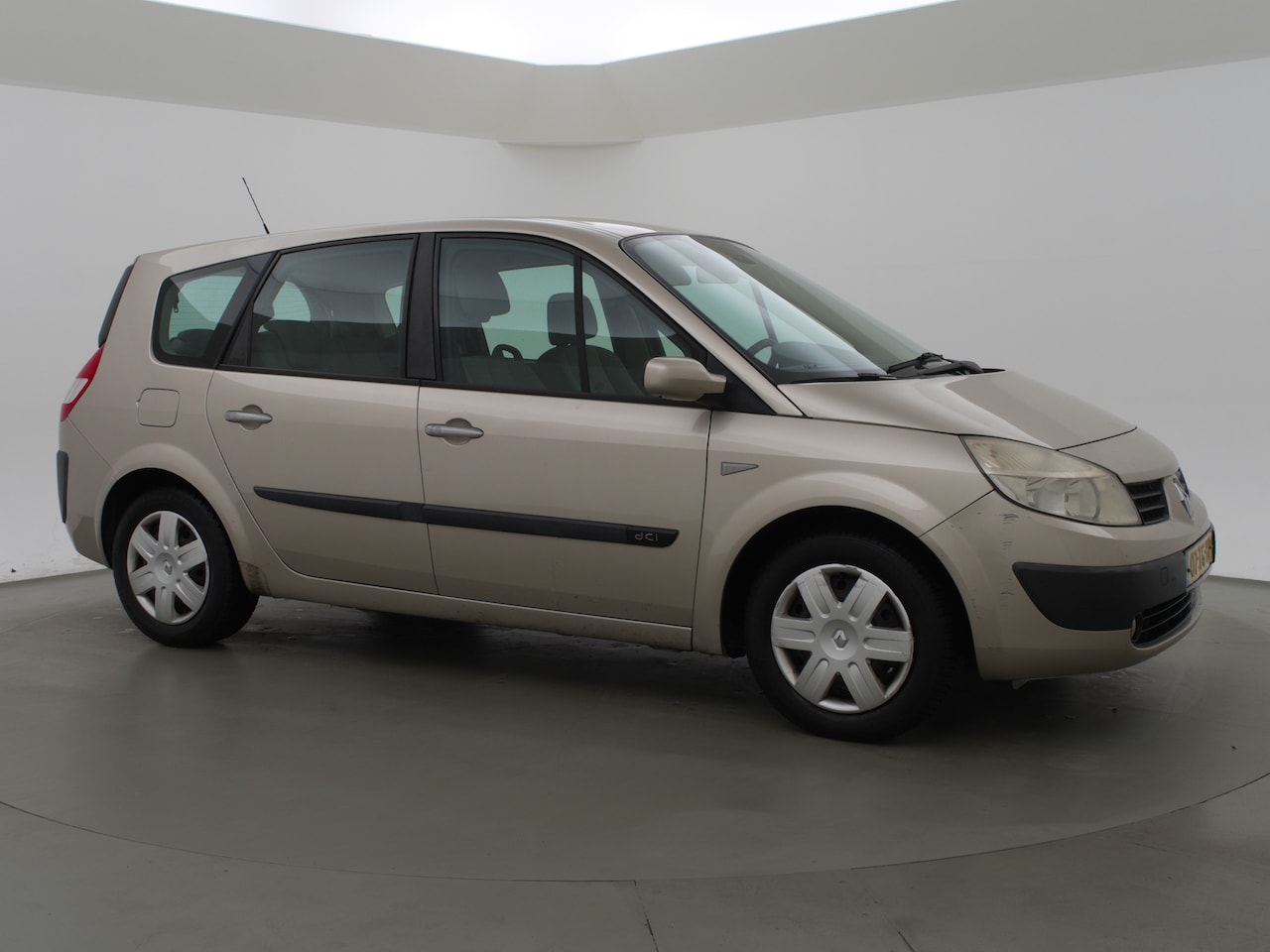 Renault Grand Scénic 1.5 dCi 7PERSOONS + TREKHAAK