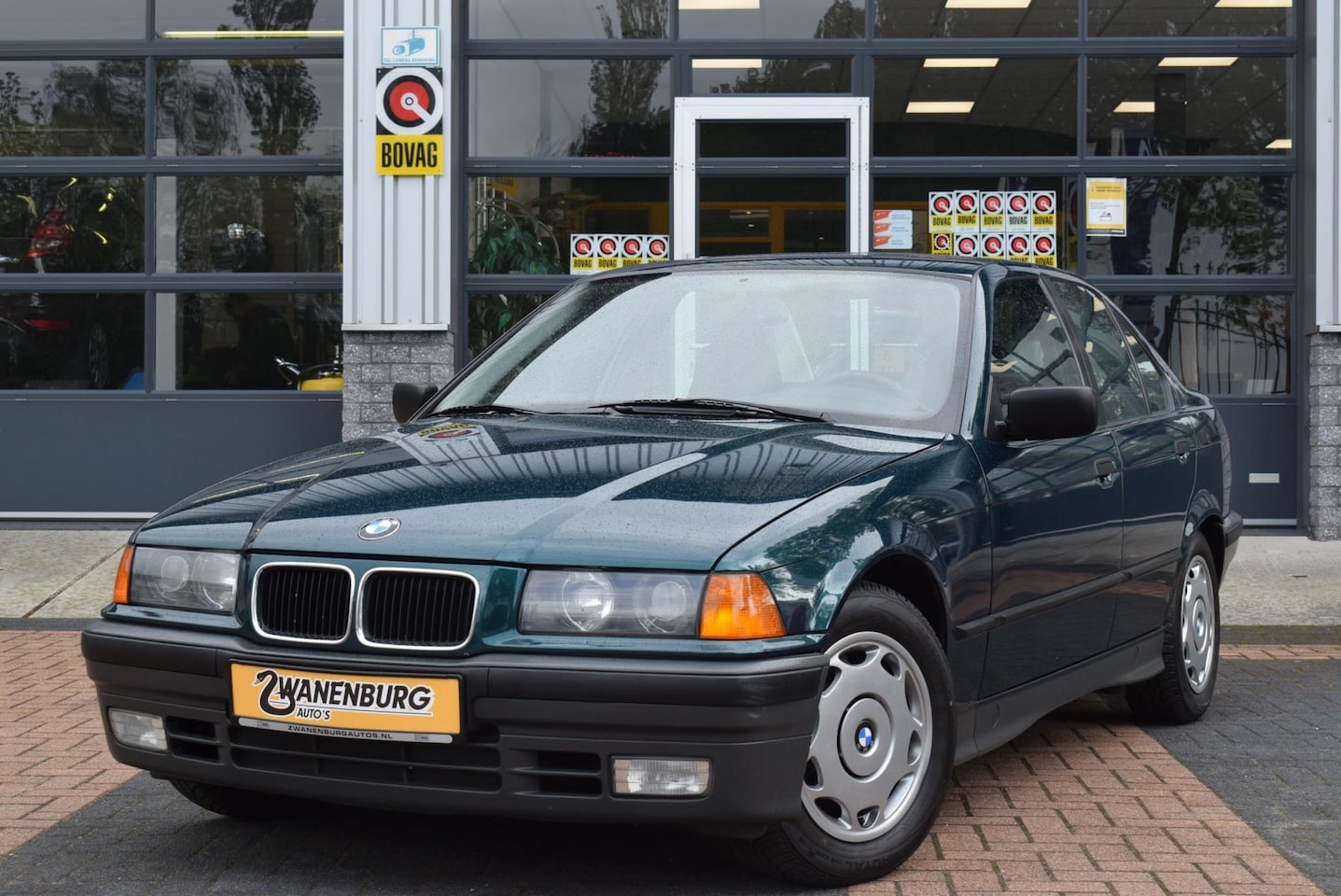 bmw-3-serie-316i-executive-nieuwstaat-km-39-850.jpg