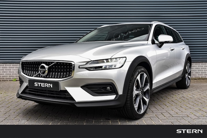 Volvo V60 Cross Country B5 | 250pk | AWD | AUT | Leder | stoelverwarming  v/a | Harman Kardon | Panodak | El. verst 2021 Benzine - Occasion te koop  op AutoWereld.nl