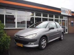 Peugeot 206 - 1.6 XS
