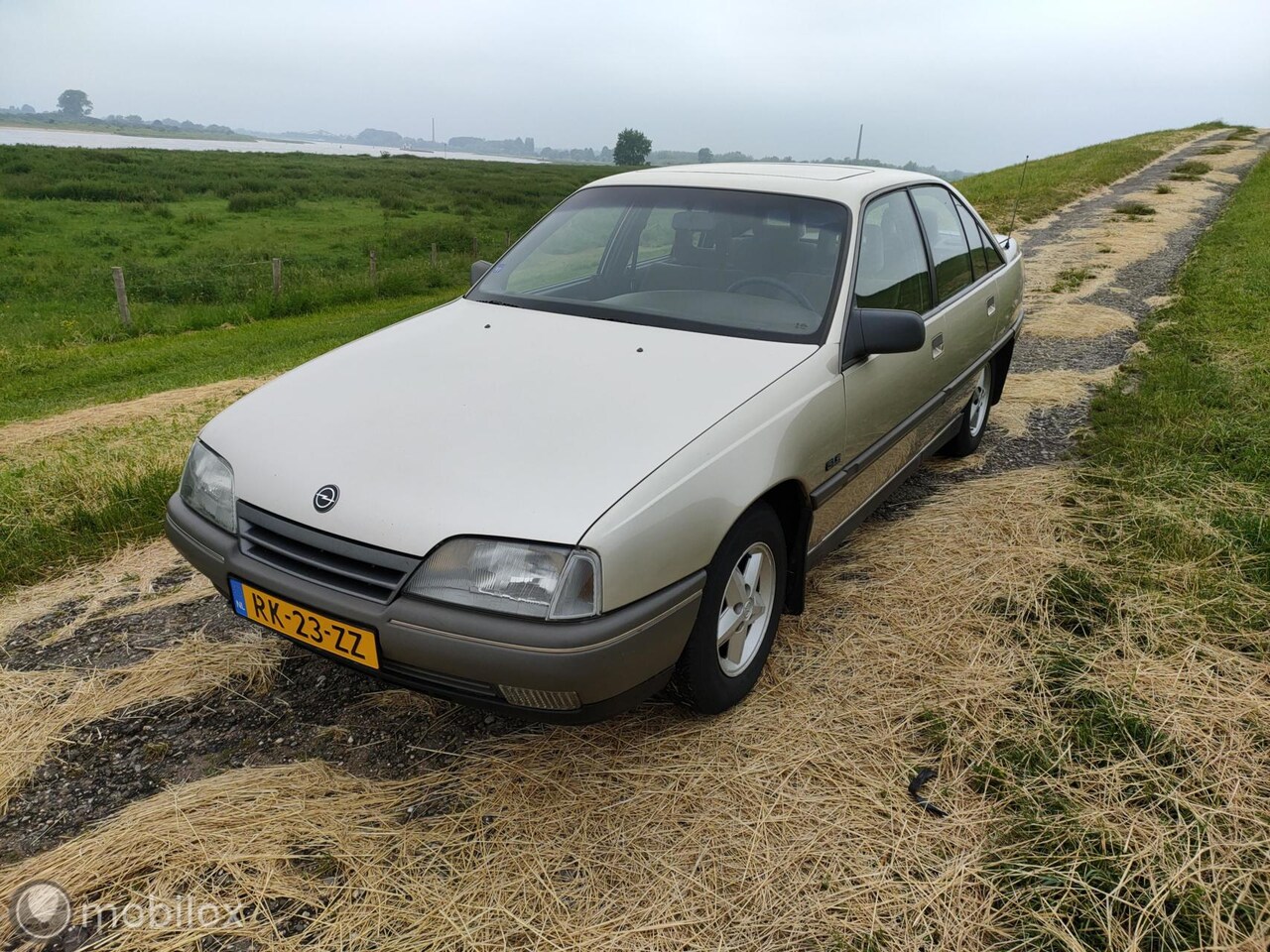 opel-omega-2-0i-gls-automaat.jpg