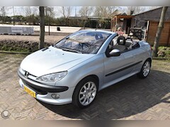 Peugeot 207 CC - 1.6 VTi