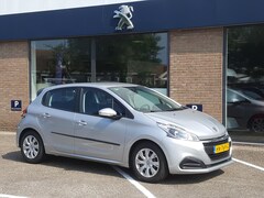 Peugeot 208 - ACTIVE 1.6 BlueHDI 100pk 5D Navigatie, Trekhaak, Airco, Cruise control, Bluetooth