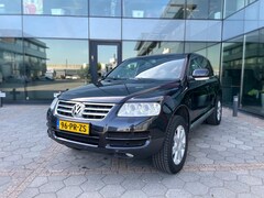 Volkswagen Touareg - 3.2 V6