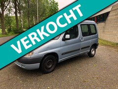 Toyota Starlet - 1.6i Multispace Nouvelles Frontières AIRCO 2002 RIJDT GOED