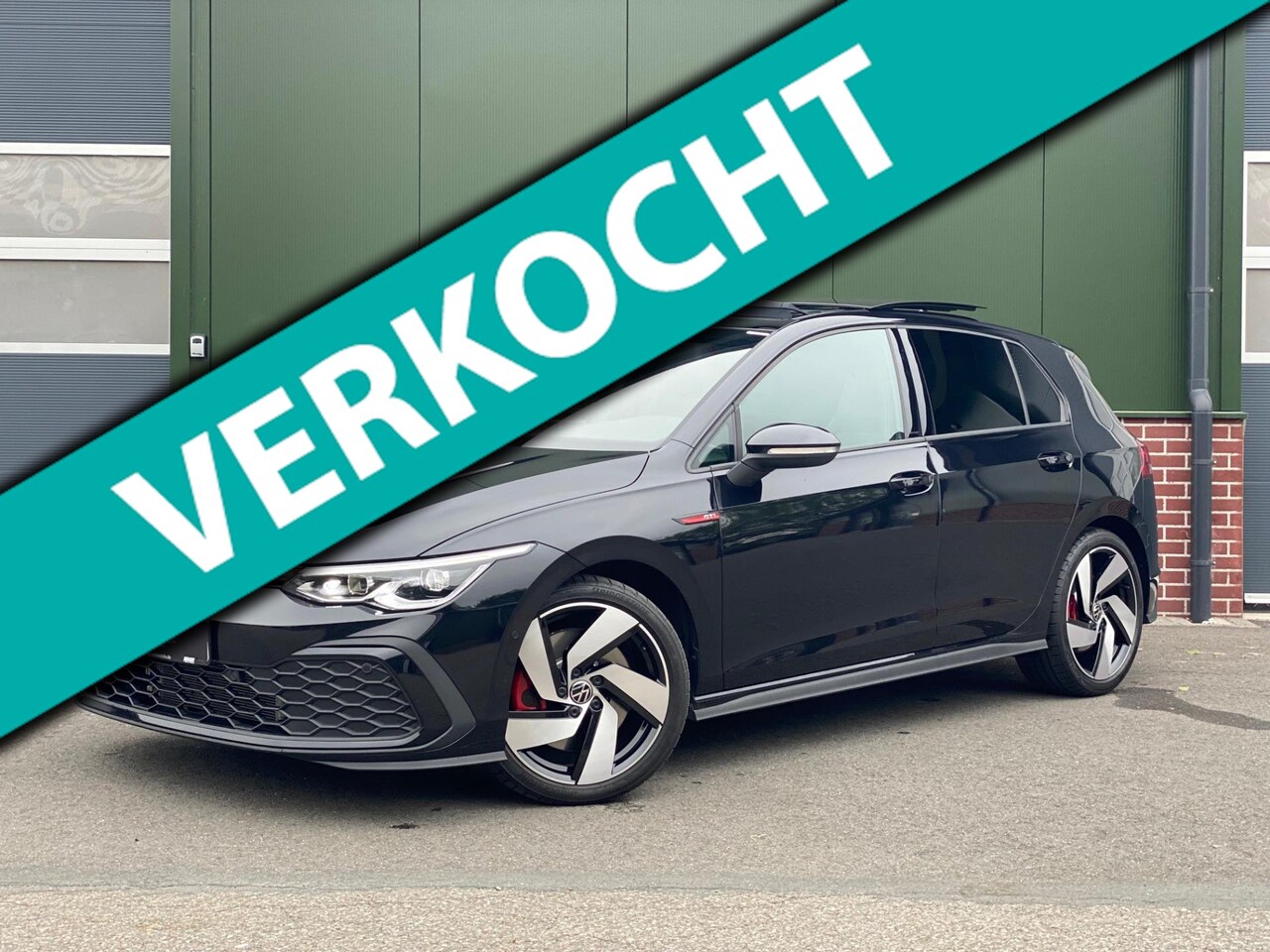 Volkswagen Golf - 2.0 TSI GTI DSG PANO | IQ LIGHT | CAMERA | - AutoWereld.nl