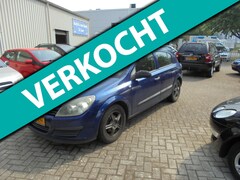Opel Astra - 1.6 Essentia