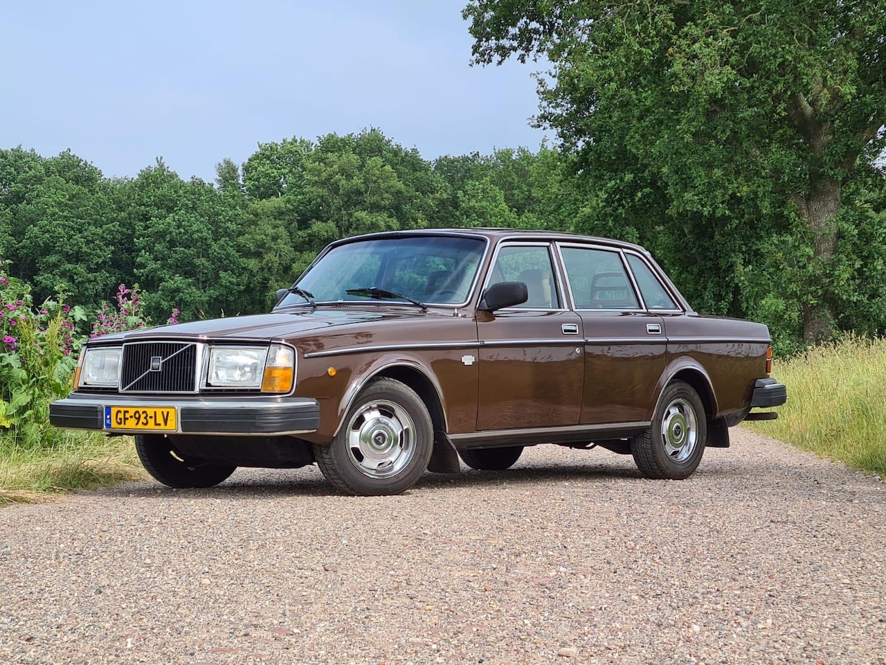 volvo-264-gle-automaat.jpg