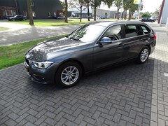BMW 3-serie Touring - 318i Executive