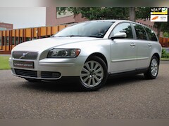 Volvo V50 - 2.4i Exclusive 170pk 5 cil Automaat Pdc Youngtimer