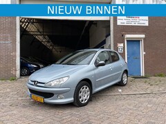 Peugeot 206 - Génération 1.4 | Airco | Nette auto