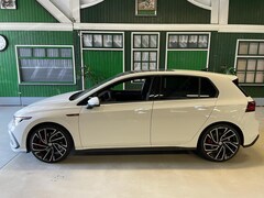 Volkswagen Golf - VIII 2.0 TSI GTI / Panorama / Fabrieksgarantie