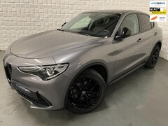 Alfa Romeo Stelvio - 2.0 T AWD First Edition 280PK BLACK PACK