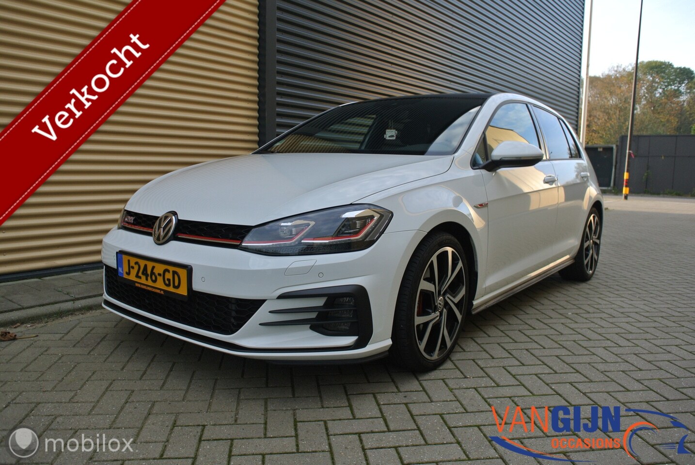 Volkswagen Golf - 2.0 TSI GTI Performance 2.0 TSI GTI Performance 380 PK - AutoWereld.nl