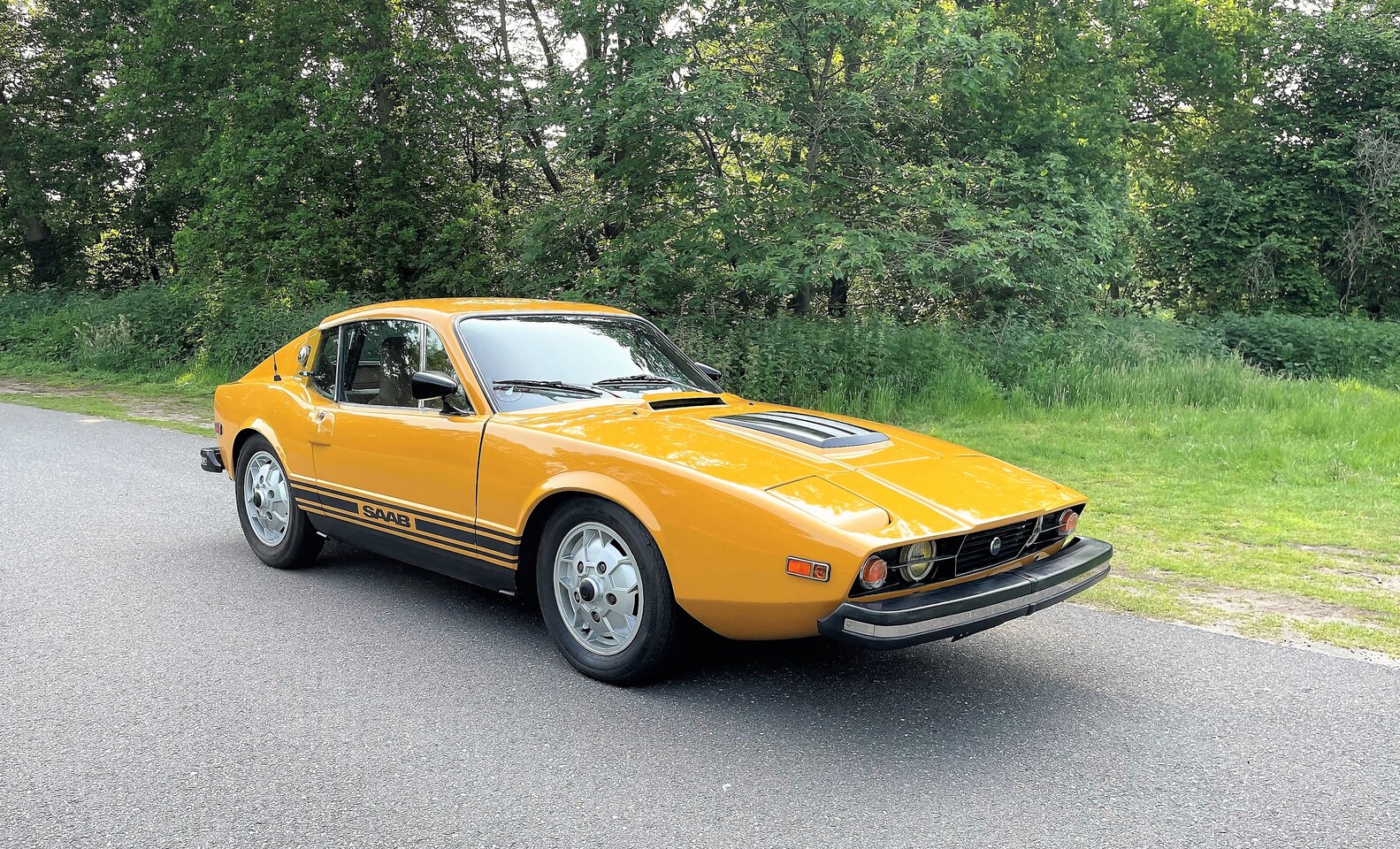 saab-97-sonett-sonett-lll-sport-schitterende-sonett-v4-125-pk-sweed-speed-topstaat.jpg