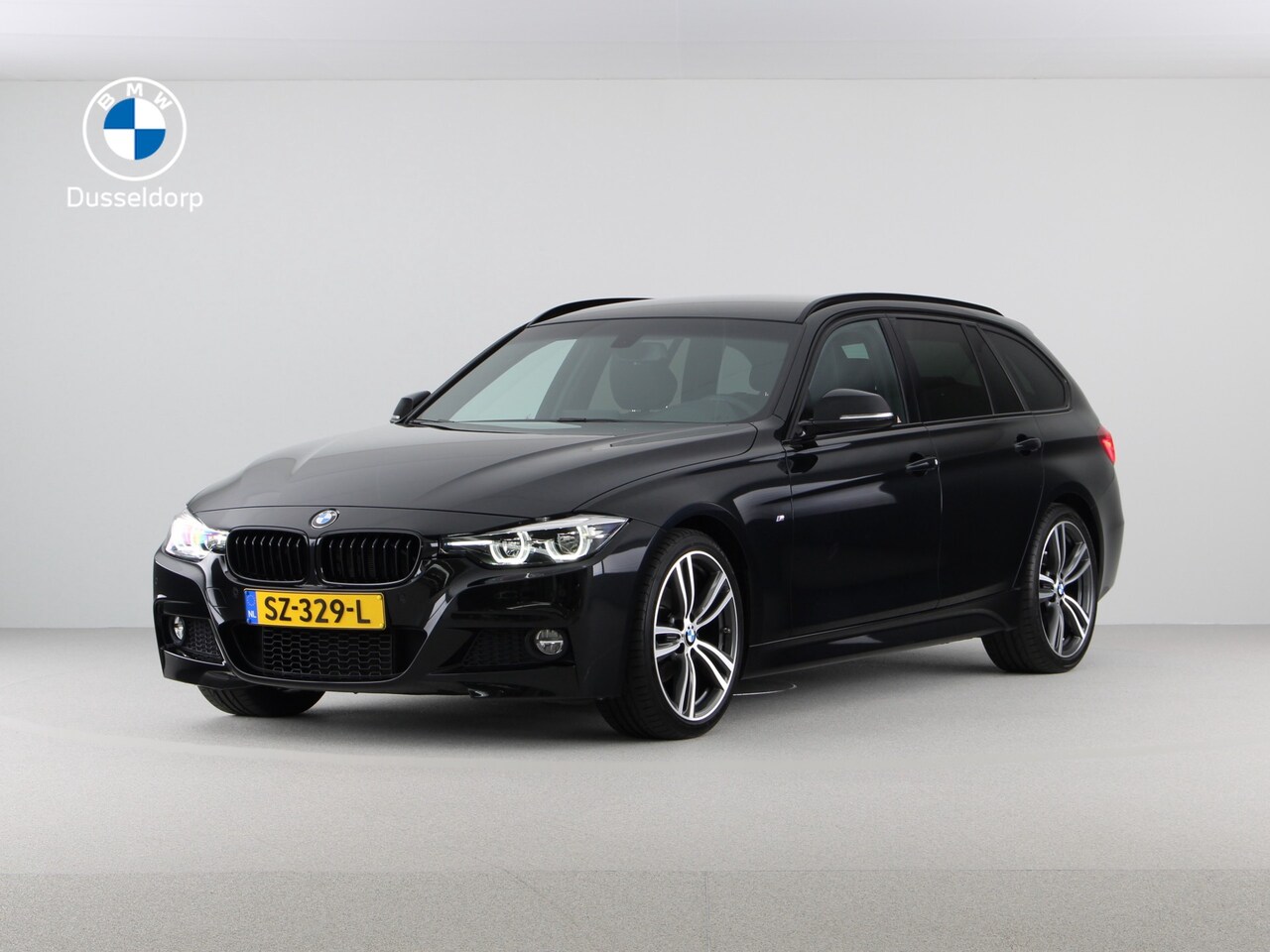 BMW 3-serie Touring - 320iA High Executive M-Sport - AutoWereld.nl