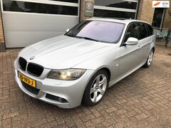 BMW 3-serie Touring - 330d Business Line M Sport PANO-ALCANTARA.STOELVERW