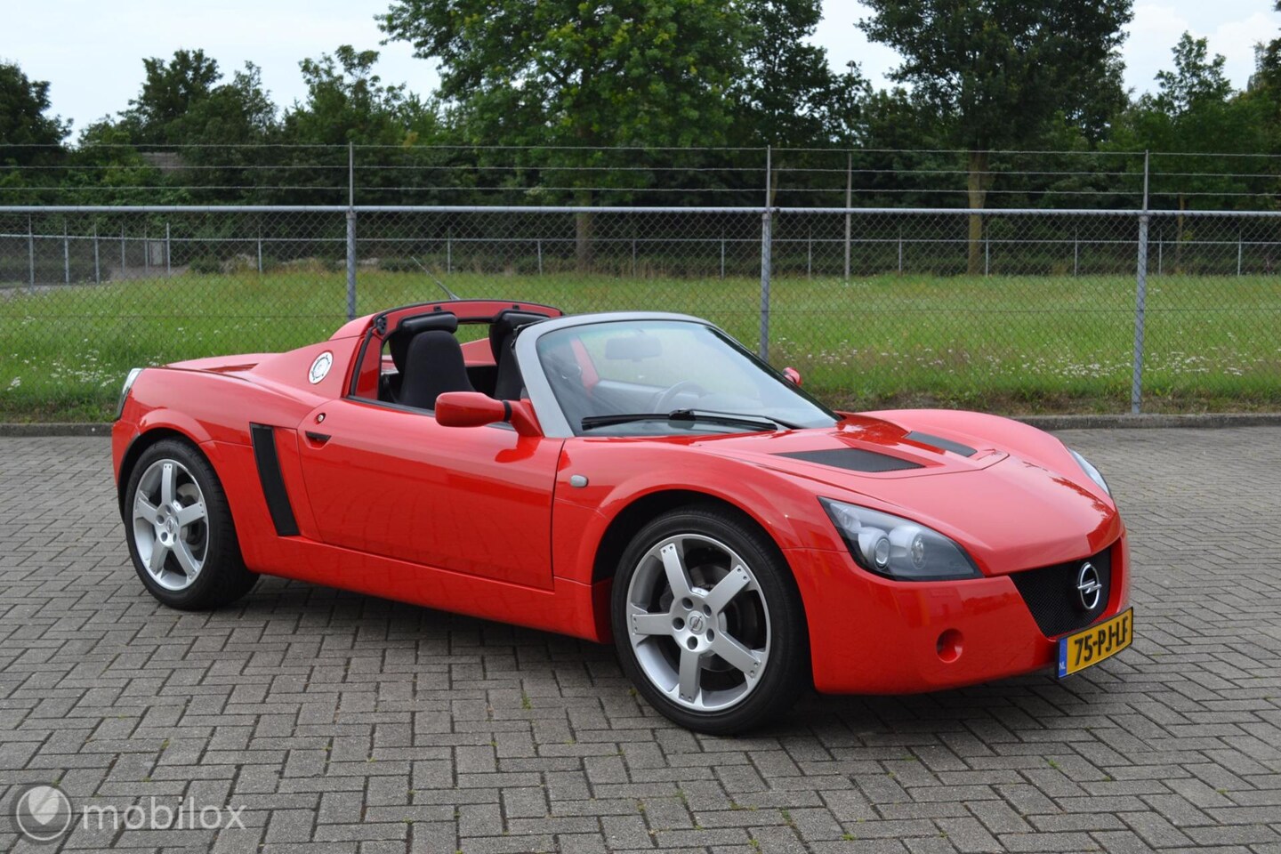 opel-speedster-2-2-16v-orig-nl-auto-nap-nr-3514.jpg