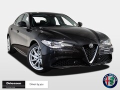 Alfa Romeo Giulia - 2.2 JTD 150pk Super (Lederen bekleding - Xenon - Apple Car Play - 18"LMV)