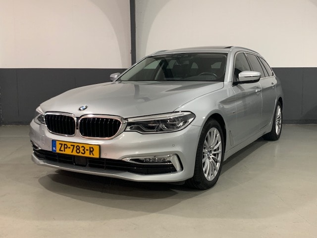 kapperszaak rollen dreigen BMW 5-serie Touring 530d Luxury Line Head-up / Panorama / Surround view /  Led 2017 Diesel - Occasion te koop op AutoWereld.nl