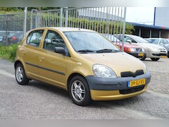 Toyota Yaris - 1.0-16V VVT-i Terra met airco 5 deurs